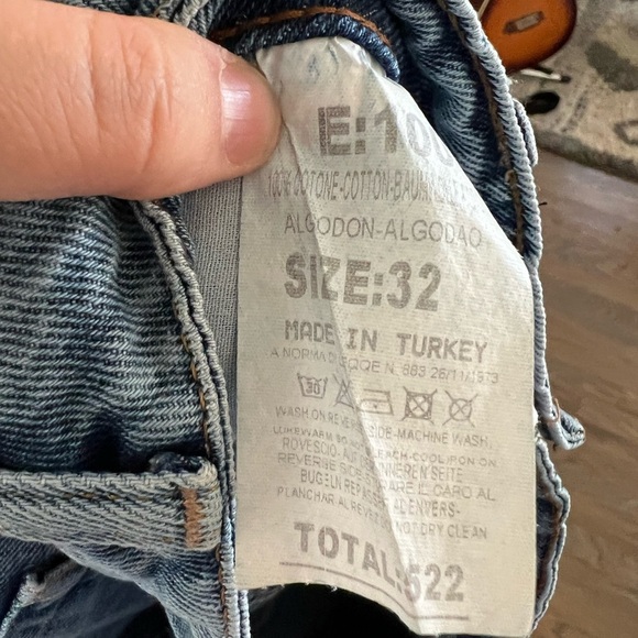 90’s denim distressed button up jean skirt with slit - Picture 3 of 3